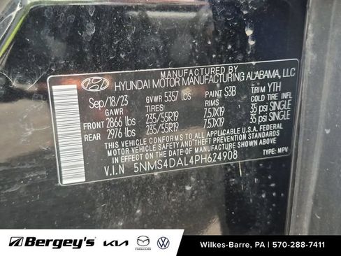 Used 2023 Hyundai Santa Fe Limited w/ Cargo Package AWD/4WD image 30