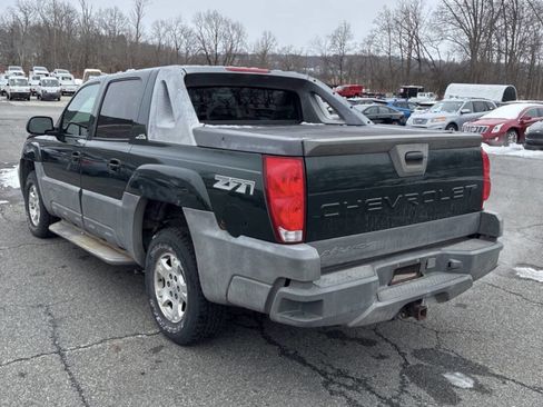 Used 2002 Chevrolet Avalanche 4x4 w/ Off-Road Suspension Pkg image 3