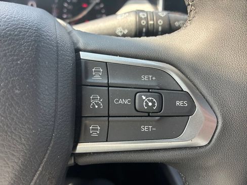 Used 2024 Jeep Compass Limited AWD/4WD image 28