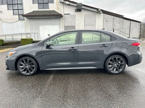 Certified 2024 Toyota Corolla SE w/ SE Package image 8