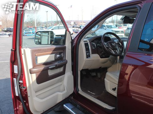 Used 2016 RAM 1500 Laramie image 10