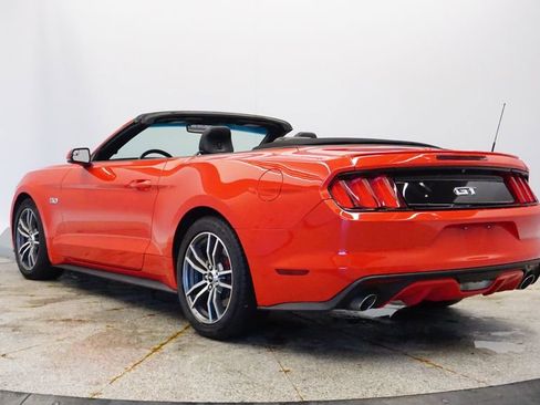 Used 2016 Ford Mustang GT Premium image 3