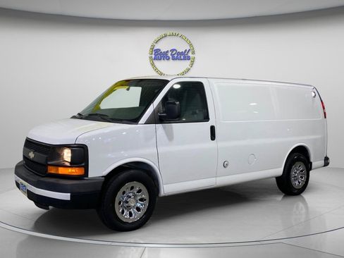 Used 2013 Chevrolet Express 1500 RWD image 1
