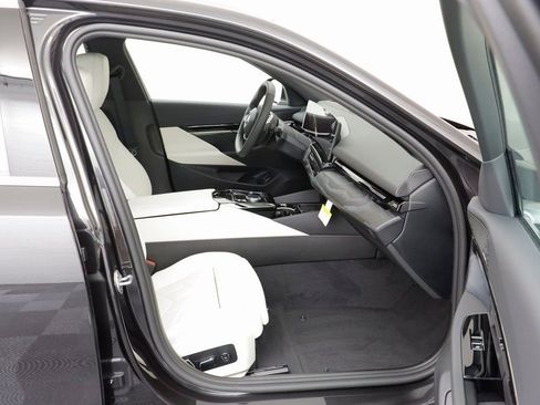 New 2026 BMW 530i xDrive w/ Premium Package AWD/4WD image 20