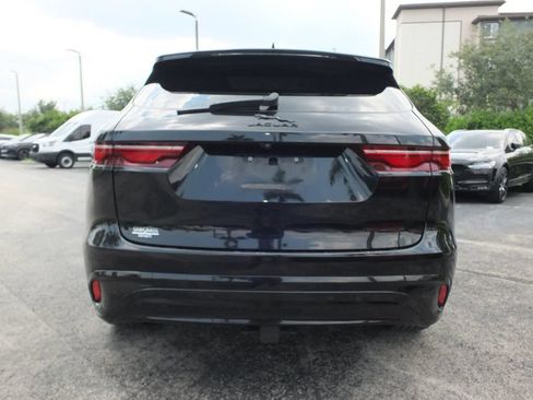 Used 2025 Jaguar F-PACE R-Dynamic S AWD/4WD image 11