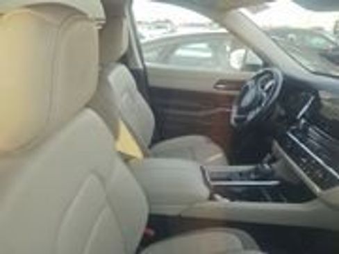 Used 2024 Nissan Pathfinder SL image 14