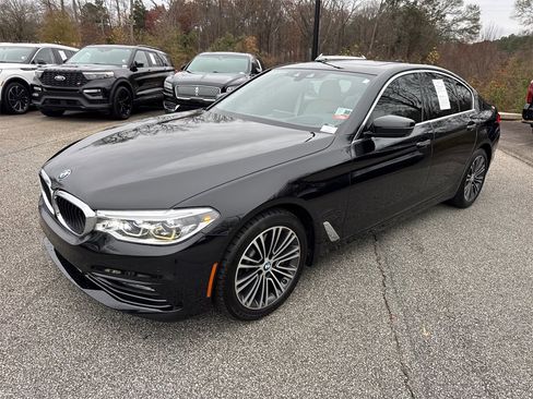 Used 2017 BMW 540i image 3