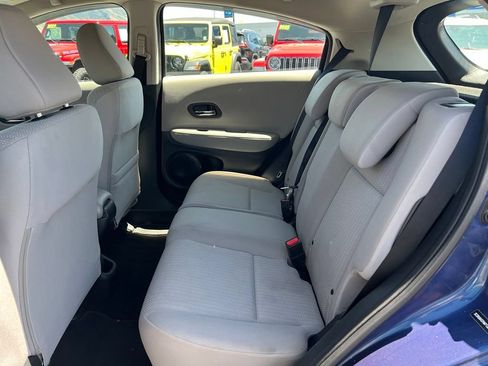 Used 2017 Honda HR-V LX image 23