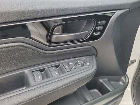 New 2026 Honda Odyssey Touring image 19