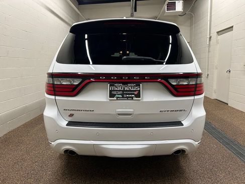Used 2022 Dodge Durango Citadel AWD/4WD image 3