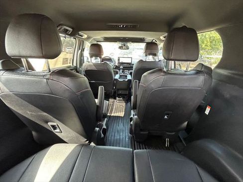 Certified 2025 Toyota Sienna XSE w/ XSE Plus Package FWD image 17