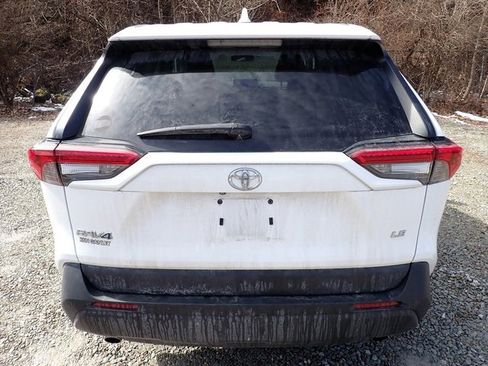 Used 2023 Toyota RAV4 LE image 4