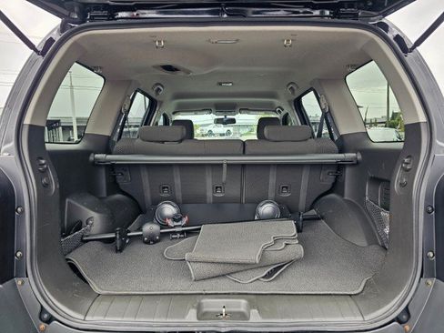 Used 2011 Nissan Xterra PRO-4X AWD/4WD image 17