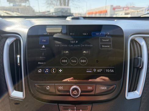 Used 2022 Chevrolet Malibu RS image 33