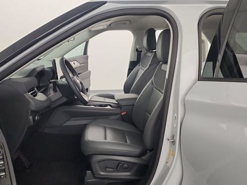 New 2026 Ford Explorer Active w/ Active Comfort Package AWD/4WD image 15