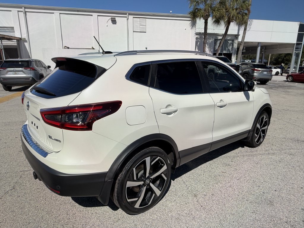 Used 2022 Nissan Rogue Sport SL w/ Premium Package AWD/4WD image 4