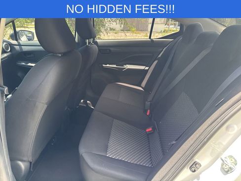 Used 2023 Nissan Versa S FWD image 34