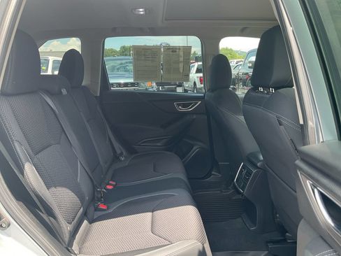 Used 2023 Subaru Forester Premium AWD/4WD image 13