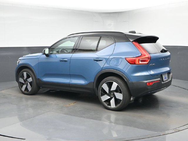 Used 2023 Volvo XC40 Recharge Ultimate AWD/4WD image 6