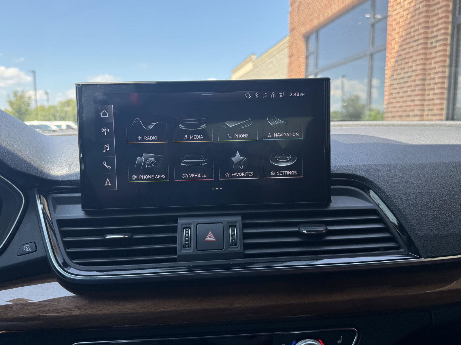Used 2022 Audi Q5 e Premium Plus AWD/4WD image 7