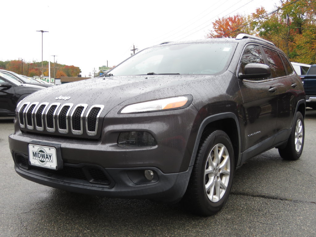 Used 2016 Jeep Cherokee Latitude AWD/4WD image 1