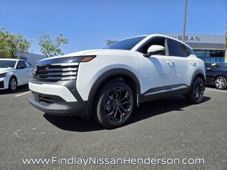 Used 2025 Nissan Kicks SR AWD/4WD video 2