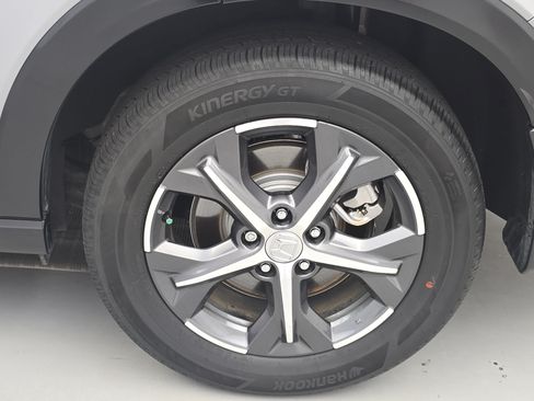 Used 2024 Honda HR-V EX-L image 35