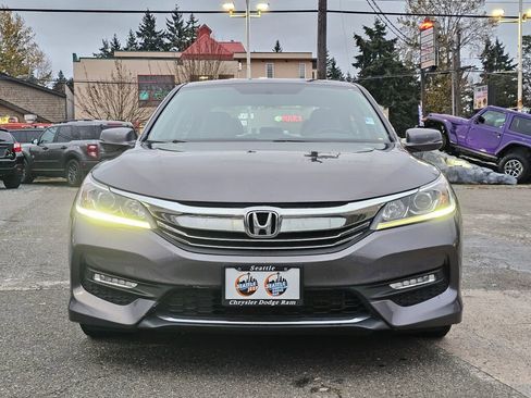 Used 2016 Honda Accord EX-L image 2