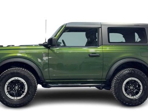 Used 2023 Ford Bronco 2-Door w/ Sasquatch Package AWD/4WD image 1