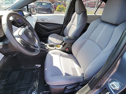Certified 2024 Toyota Corolla SE image 20