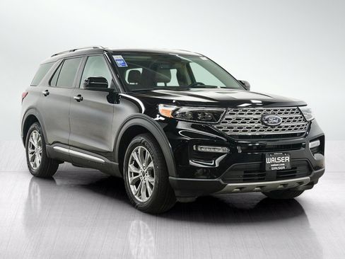 Used 2023 Ford Explorer Limited AWD/4WD image 7