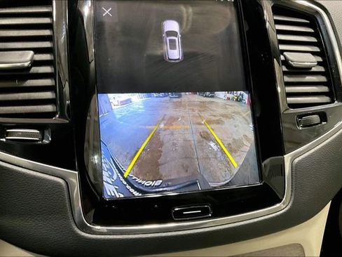 Certified 2023 Volvo XC90 B6 Ultimate w/ Lounge Package AWD/4WD image 24