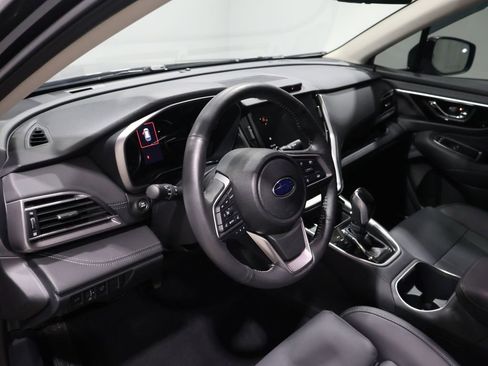 Used 2025 Subaru Outback Limited image 15