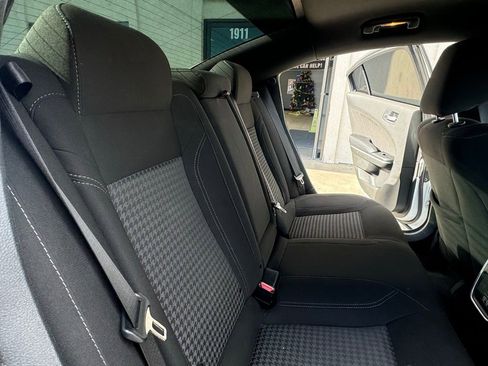 Used 2023 Dodge Charger SXT image 18