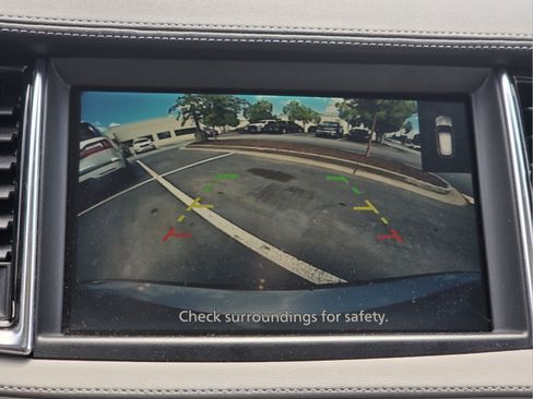 Used 2023 INFINITI QX50 Luxe FWD image 17