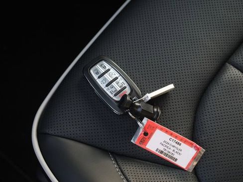 New 2026 Chrysler Pacifica Limited image 30