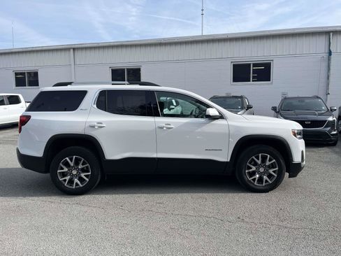 Used 2023 GMC Acadia SLT image 4