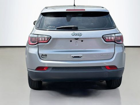 Used 2018 Jeep Compass Sport FWD image 6