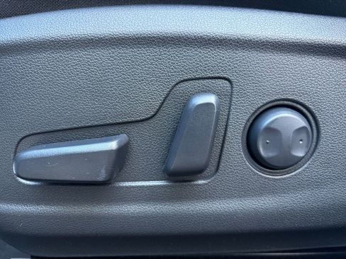 Used 2023 Hyundai Kona SEL image 12