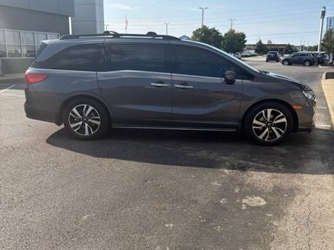 Used 2020 Honda Odyssey Elite image 4