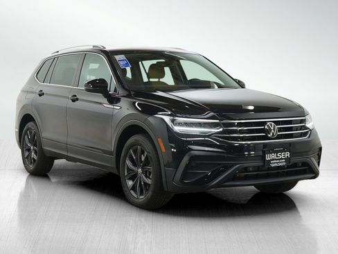 Used 2022 Volkswagen Tiguan SE image 7