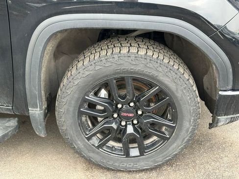 Used 2023 GMC Sierra 1500 Elevation image 8