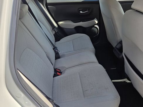 Certified 2024 Honda HR-V LX image 16