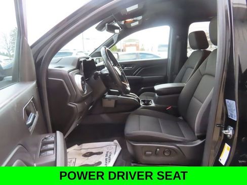 Used 2023 Chevrolet Colorado LT w/ LT Convenience Package II image 18