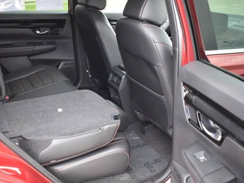 Used 2025 Honda CR-V Sport Touring image 18