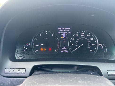 Used 2013 Lexus LS 460 w/ Comfort Pkg RWD image 7