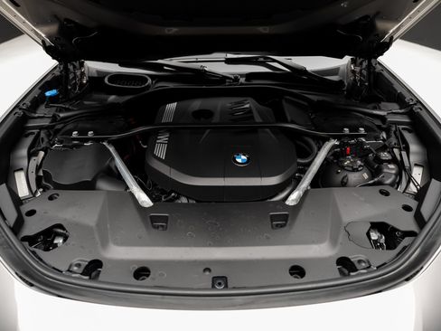 Used 2023 BMW 740i RWD image 74