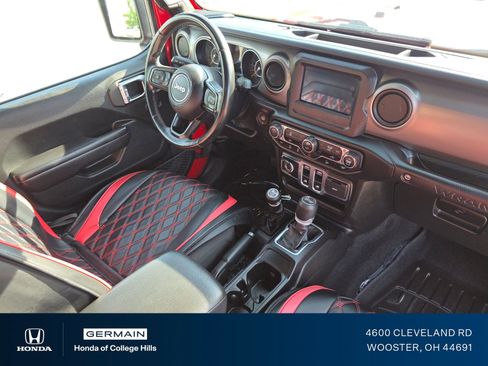 Used 2020 Jeep Wrangler Sport AWD/4WD image 24