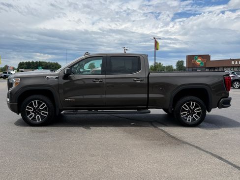 Used 2020 GMC Sierra 1500 AT4 w/ Technology Package AWD/4WD image 5