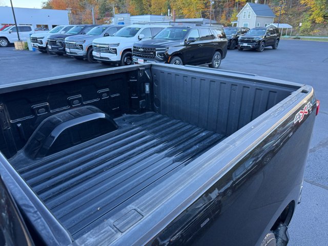 Certified 2024 Chevrolet Silverado 1500 LT AWD/4WD image 25